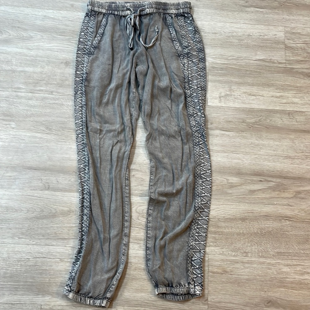 Gray boho jogger small